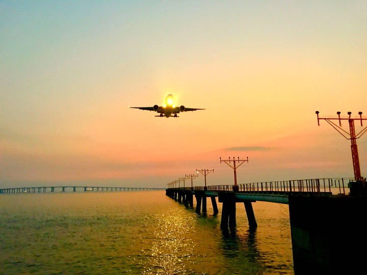 sunset @hk airport