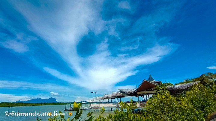 Telaga Air Kuching Sarawak