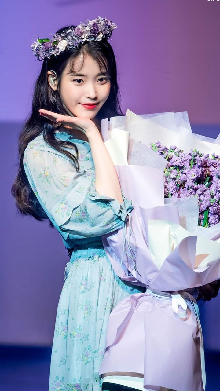 IU