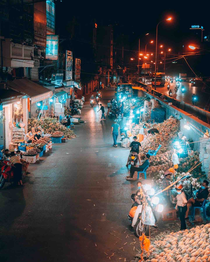 Chợ Hoa Quả Long Biên