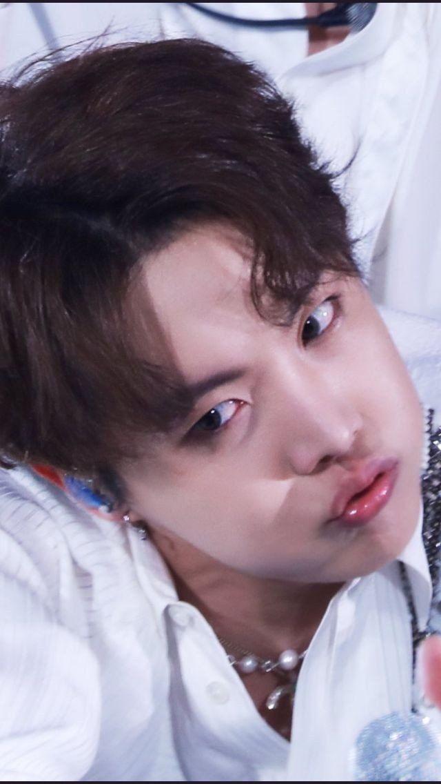 Jhope ❤️❤️❤️❤️❤️❣️❣️❣️❣️❣️