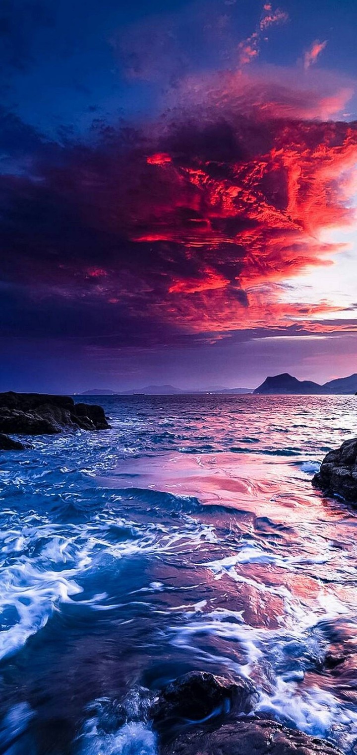 lake night view and red sky