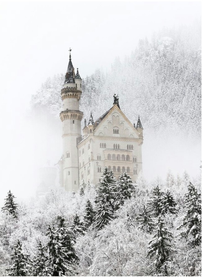a german castle wit a long name that i cant typr