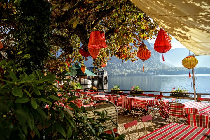 Hallstatt restaurant by socker