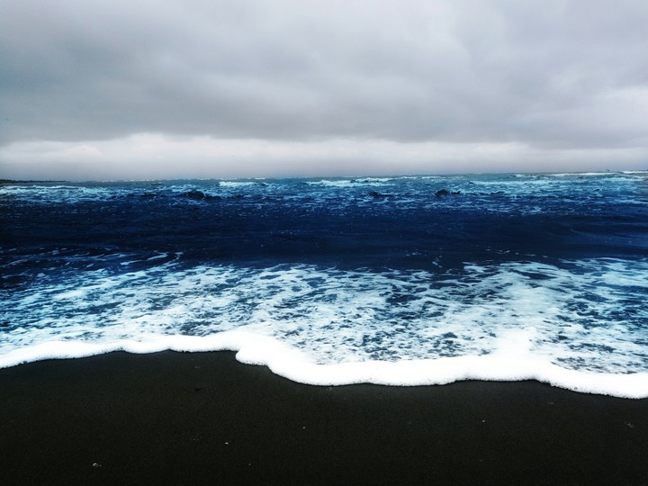 море