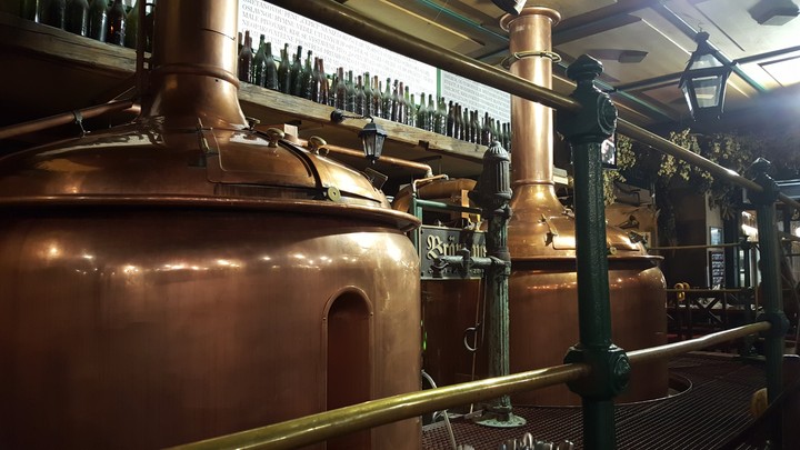 Beer-saloon