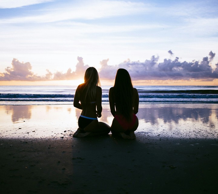 girls ..... BFF