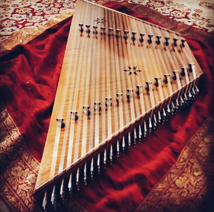 santoor