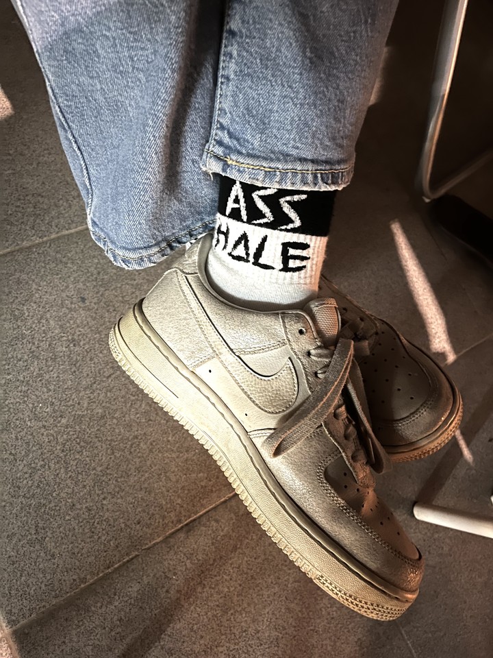 .