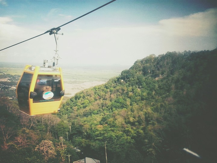 moutain & cab