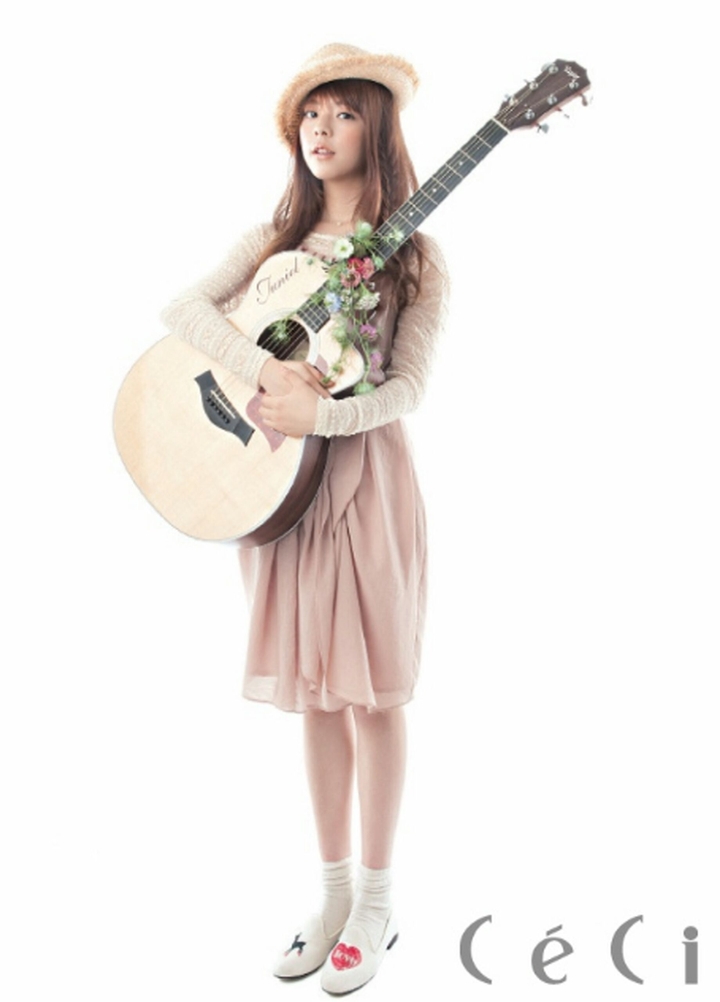 Juniel ceci 8월호