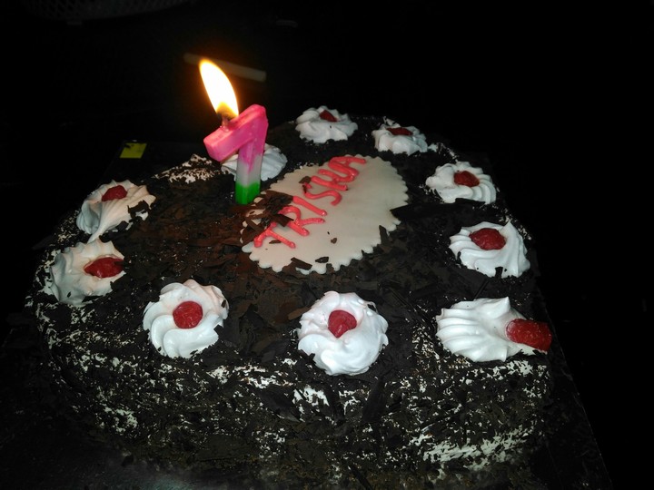 birthday cake for trisha!!
