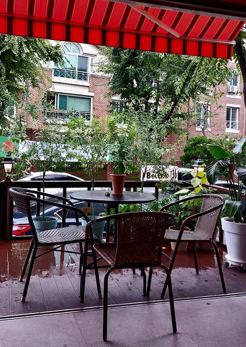 тапети rain, Table