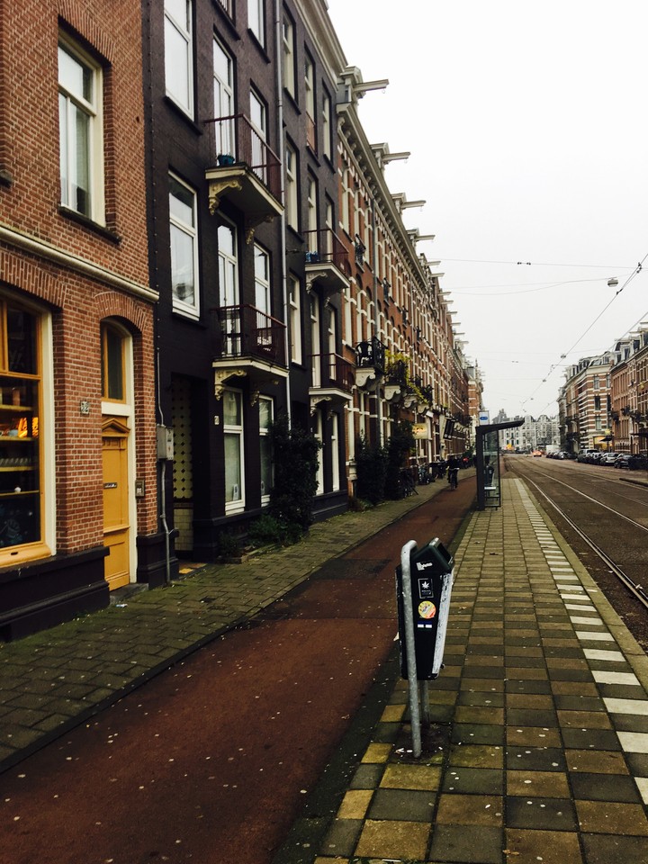 Ams