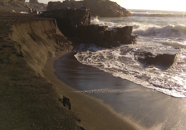 Playa los Gringos - Constitución