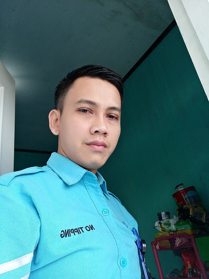 Cowok Pomade