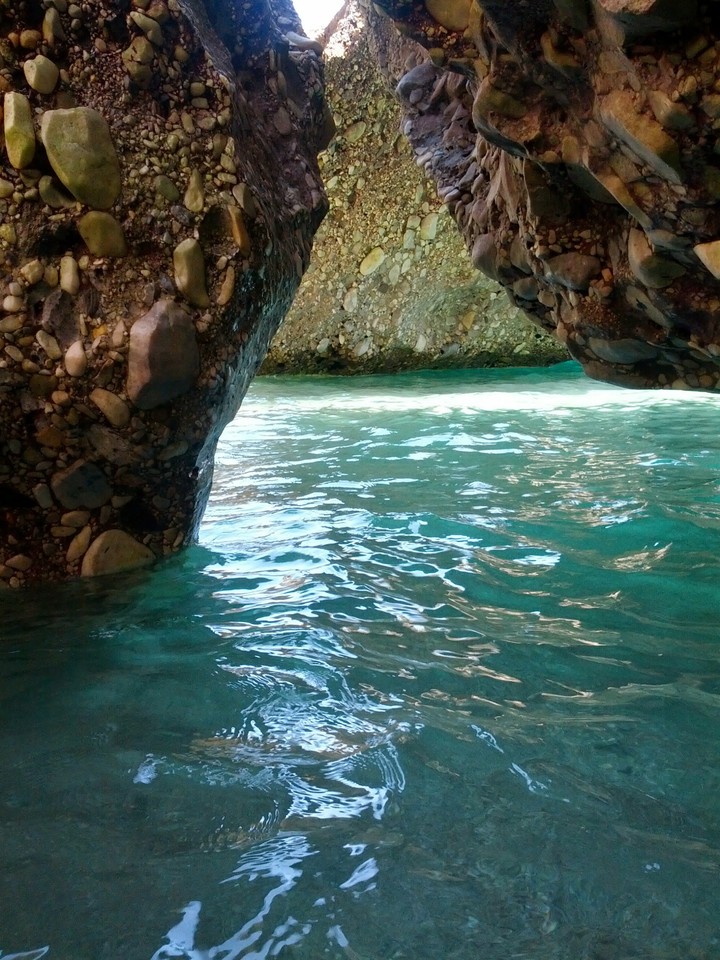 Cuevas Nerja agua mar