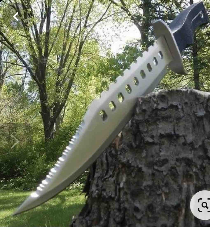 Hunting knife ?