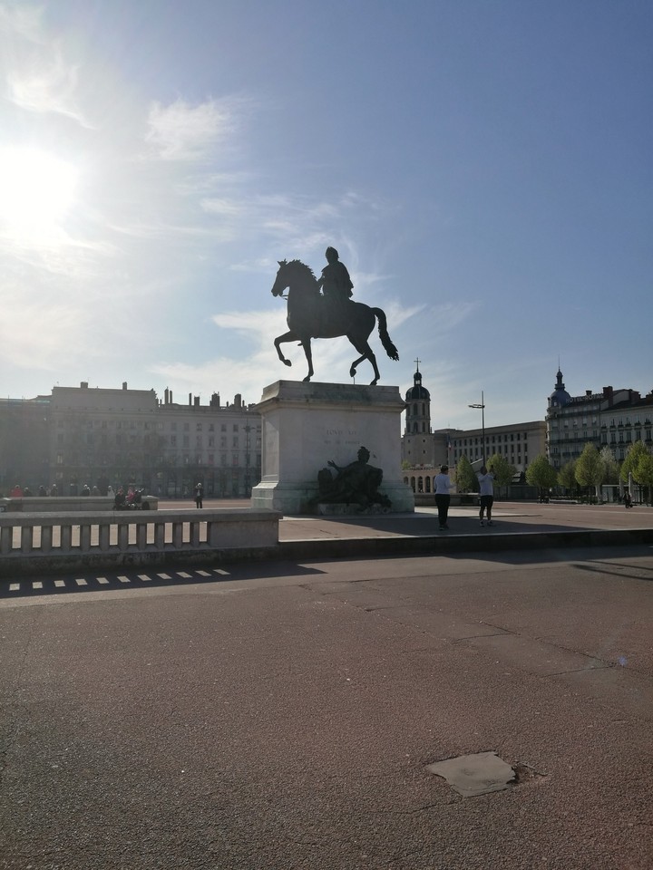 PLACE BELLECOUR