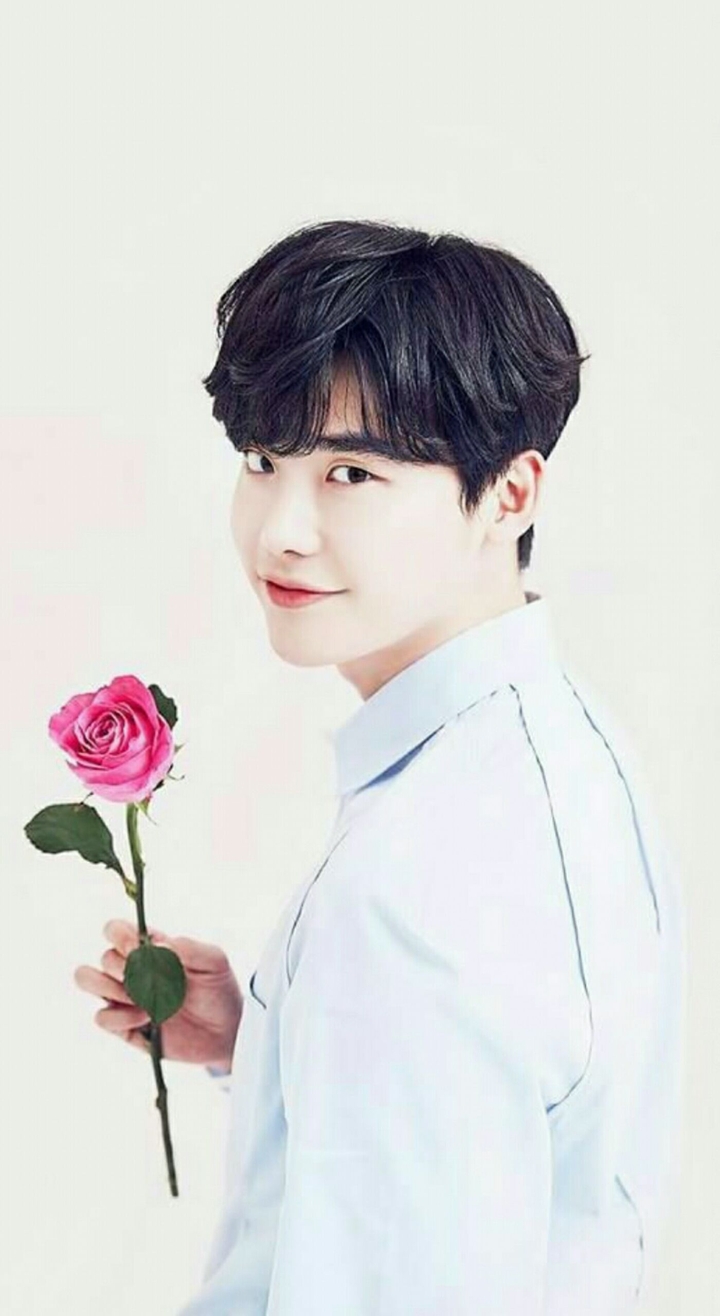 Lee Jong Suk