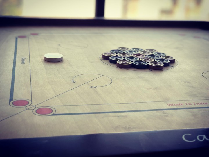carrom board