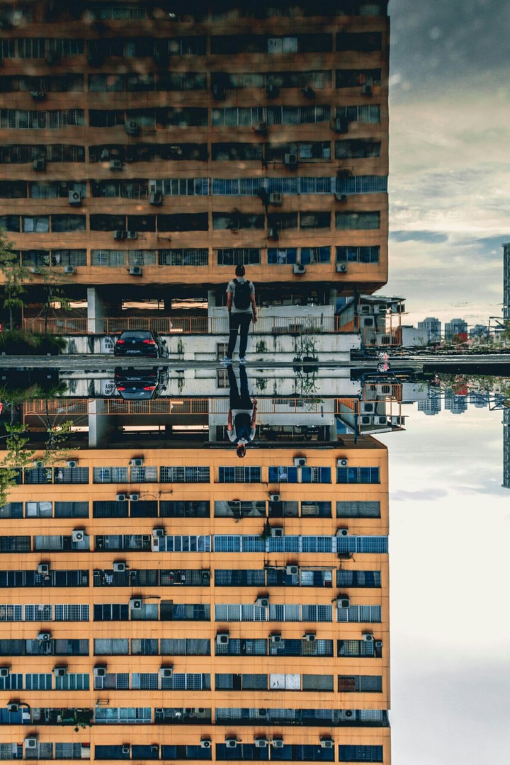 Mirror.