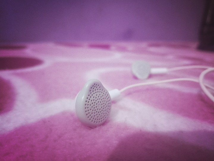 earphone