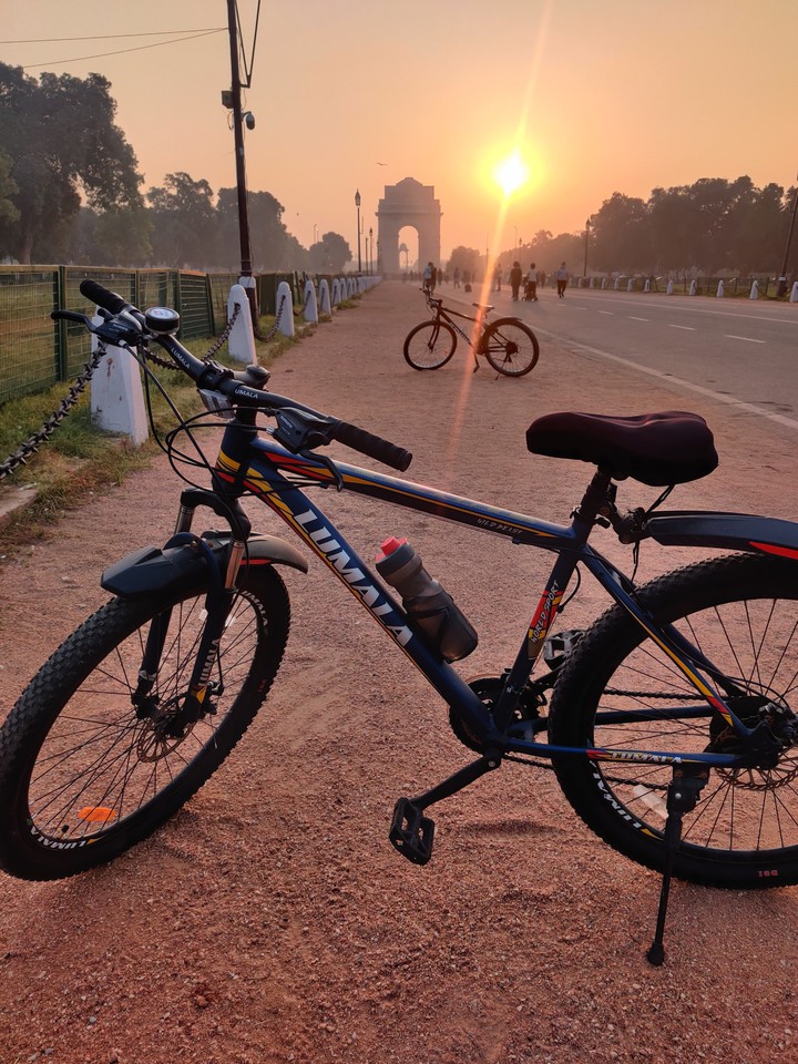 sunrise from india gate trip by bicycle