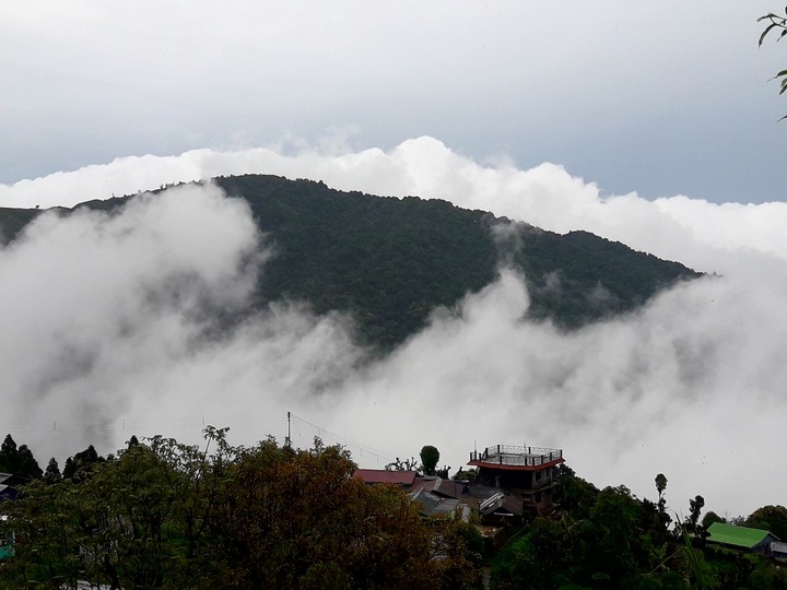 FOGGY DAYS........IN BAGORA
