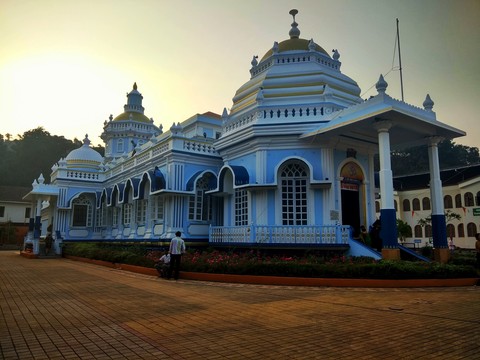 Goa, Mangeshi Temple