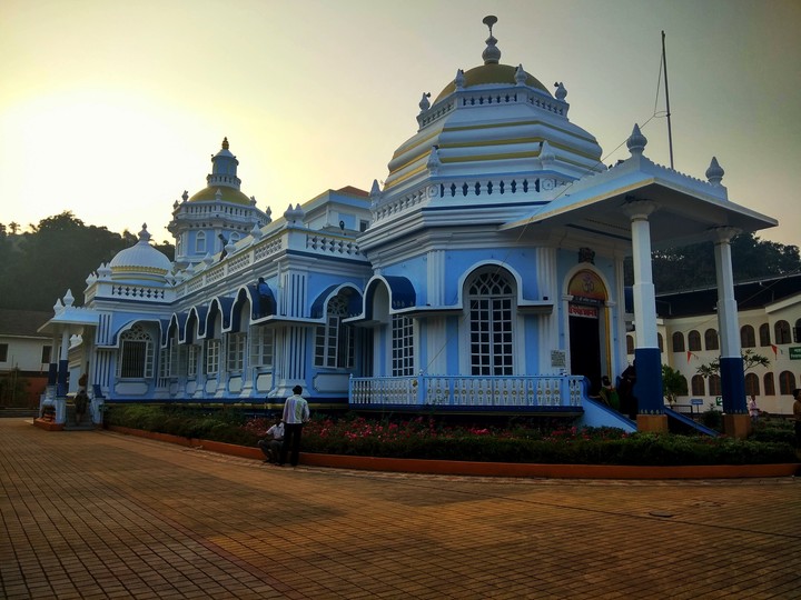 Goa, Mangeshi Temple
