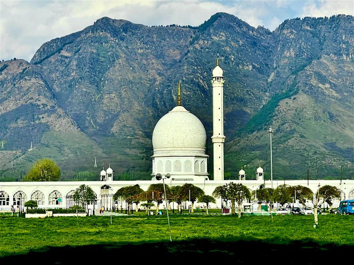 Kashmir Dargah