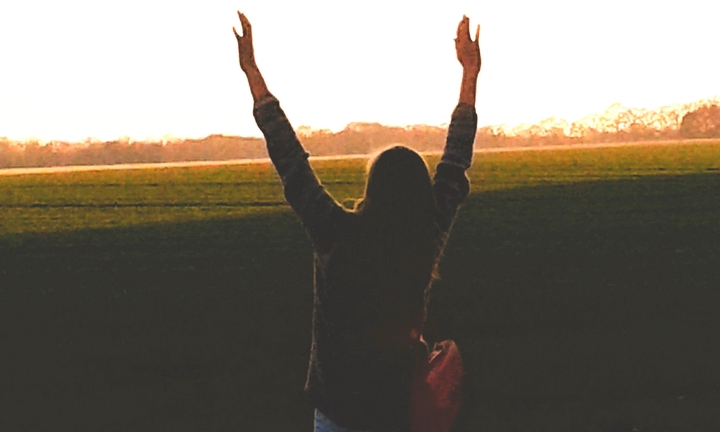 hands up