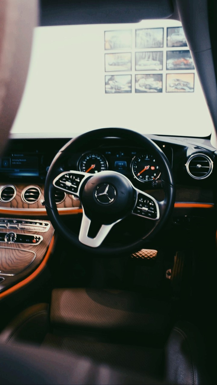 Mercedes Benz