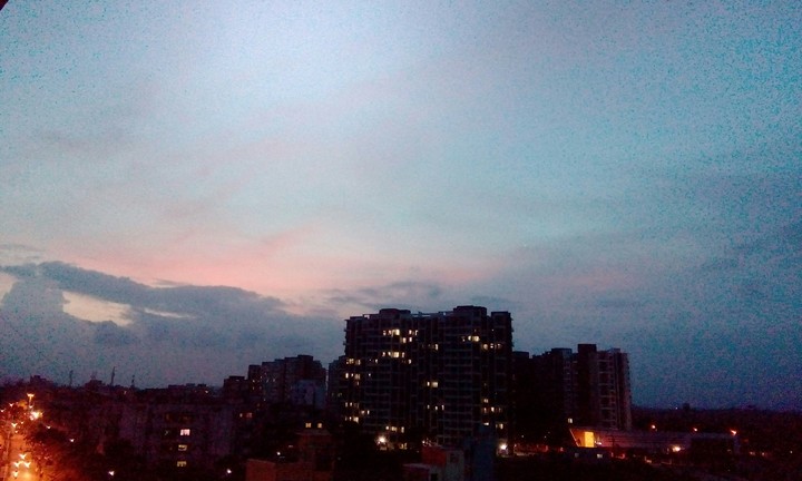 An evening Mumbai suburb s
