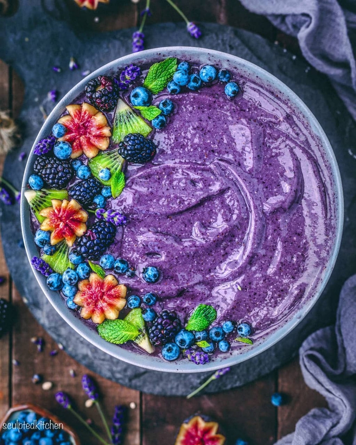 berry banana bread smoothie