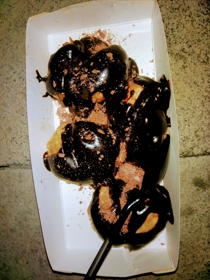 Chocolate momos