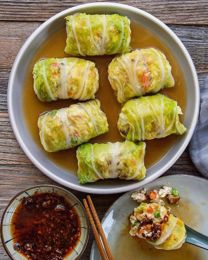 Stuffed cabbages rolls