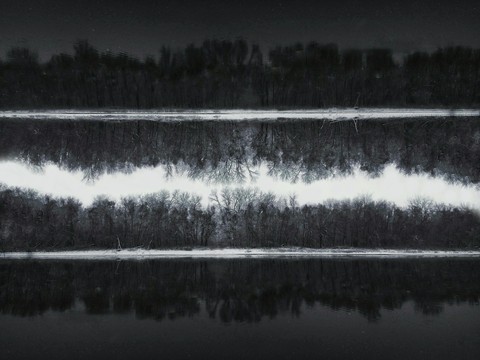 dark photo