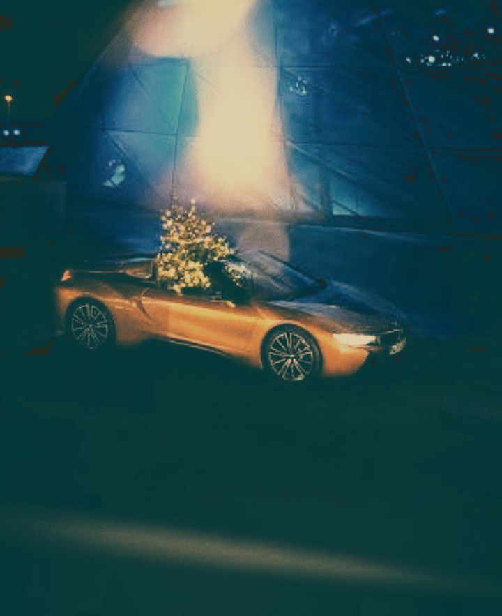 i8