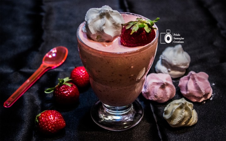 Strawberry ice cream
