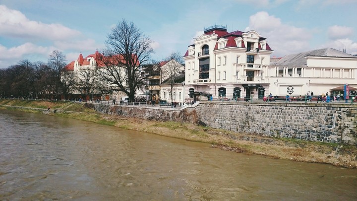 Tavasz van már