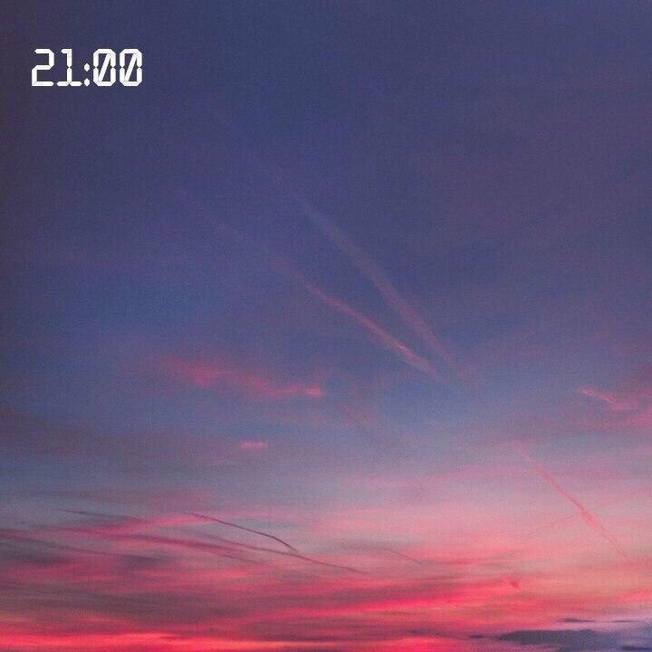 21:00