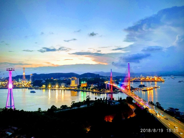 Halong bay, Vietnam