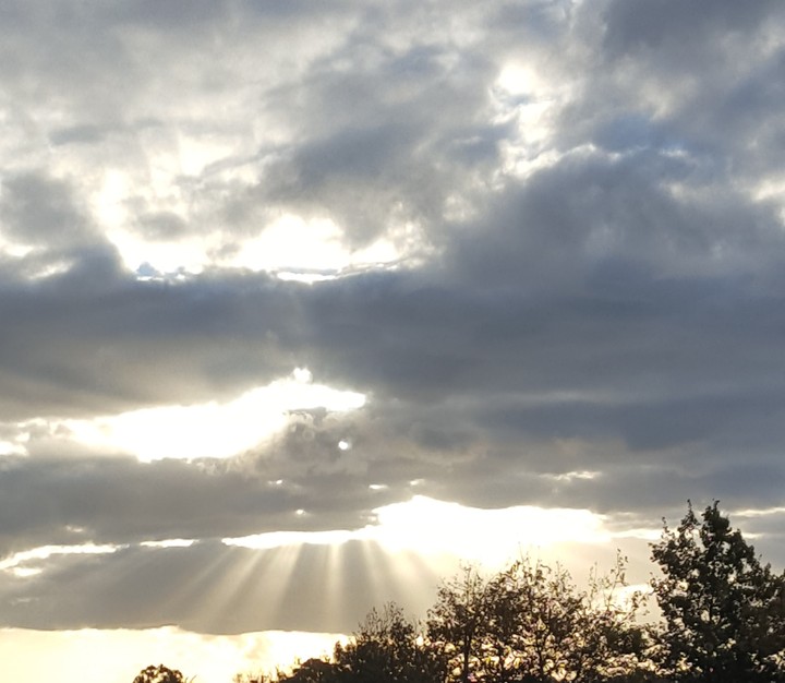 Peeping sunset