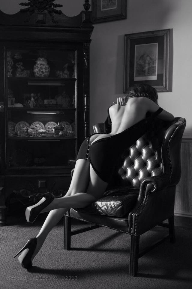 B&W Beauty