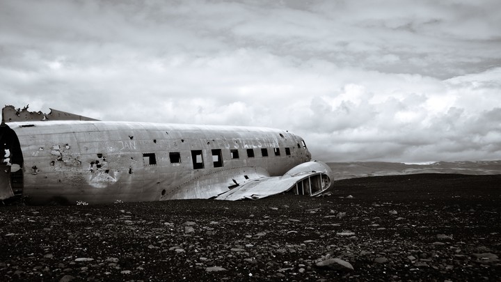 crashed plane...