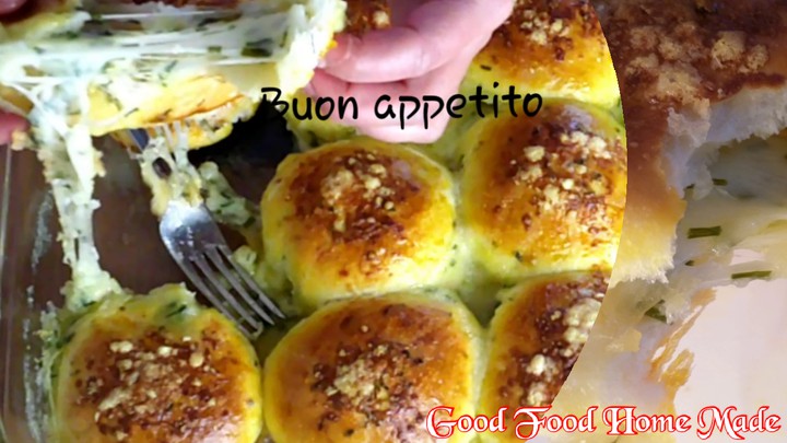 Bread with mozzarella and garlic