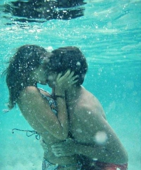 kiss