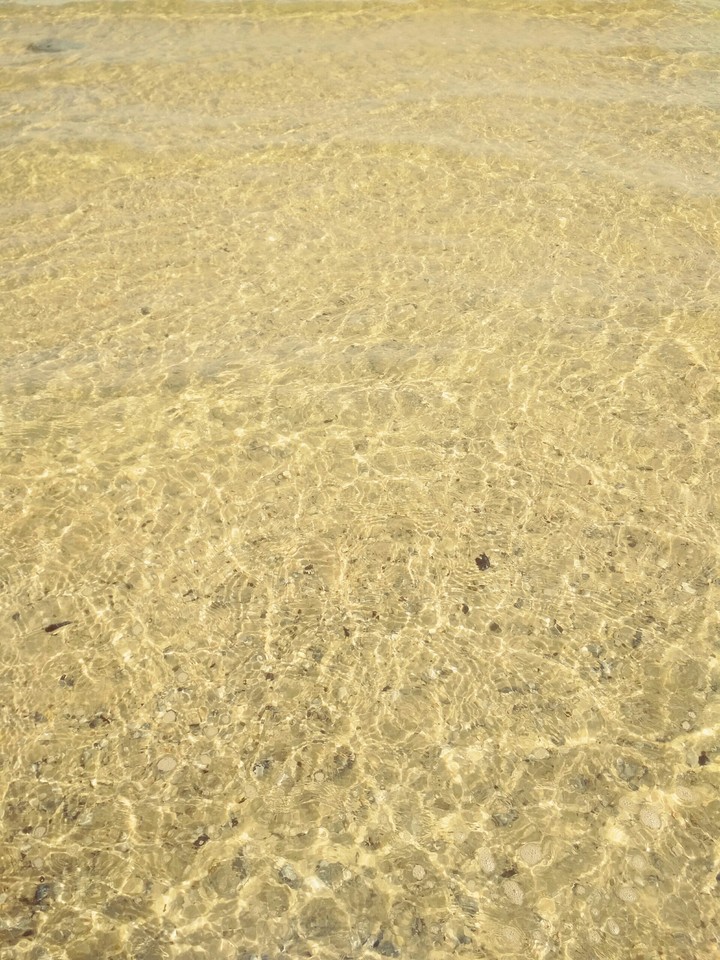 море